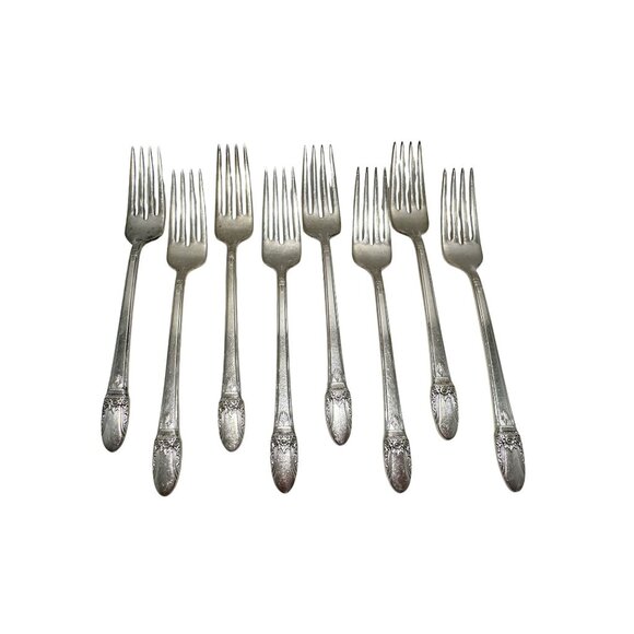 Rogers Bros IS Vintage 1937 FIRST LOVE Set of 8 Dinner Forks 7.75" Silverplate - Picture 1 of 7